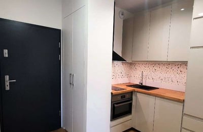 Rental of a modern 1-room apartment with a separate bedroom, 28 m², Wrocław, Poland